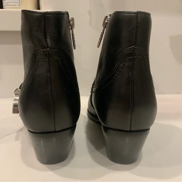 Guess Hermina Black Leather Moto Studded Western Ankle Boots Bootie 6.5 Cowboy - Picture 8 of 12